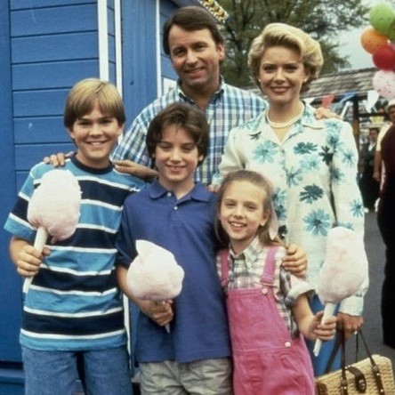 The late John Ritter with four other now-famous people