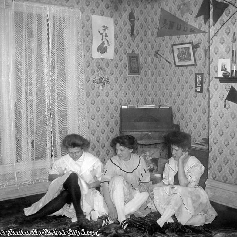College dorm room, 1905