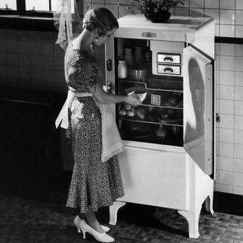 Refrigerator, 1920s