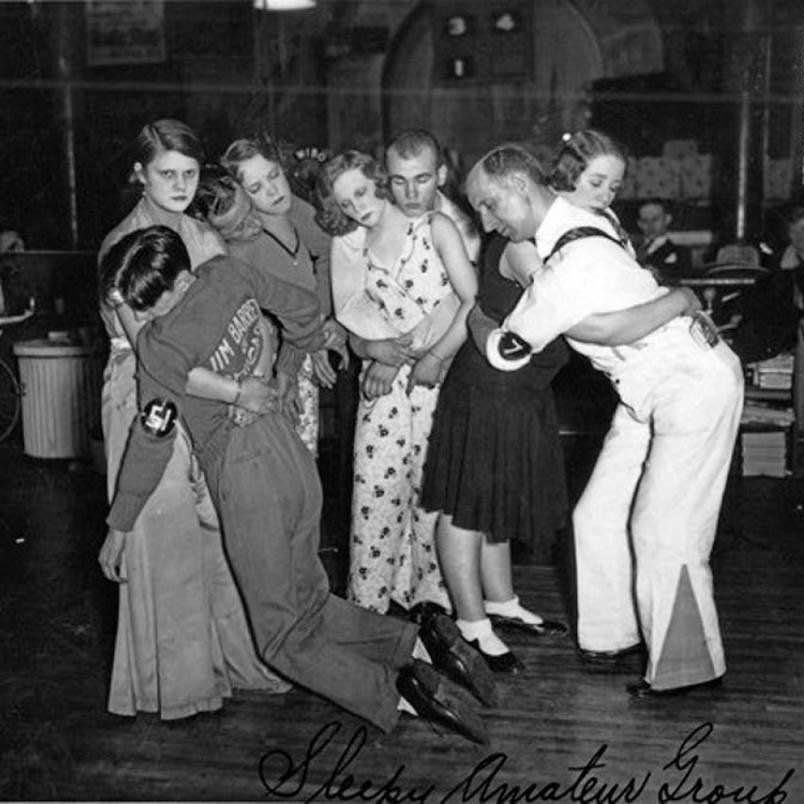 Last four couples in a dance marathon, Chicago, ca. 1930