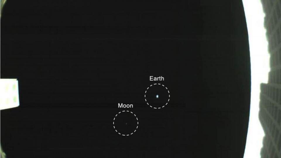 Mars probe captures photo of Earth and Moon