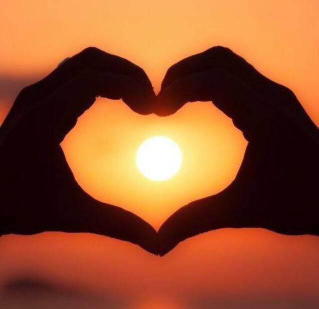 Celebration of love: Capturing the sun in a heart