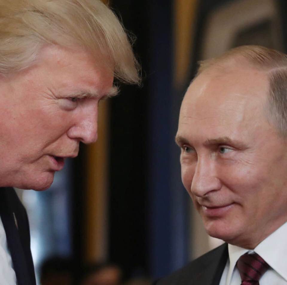 The way Putin looks at Trump is reminiscent of the Persian idiom 'a wise person's glance at a fool'!