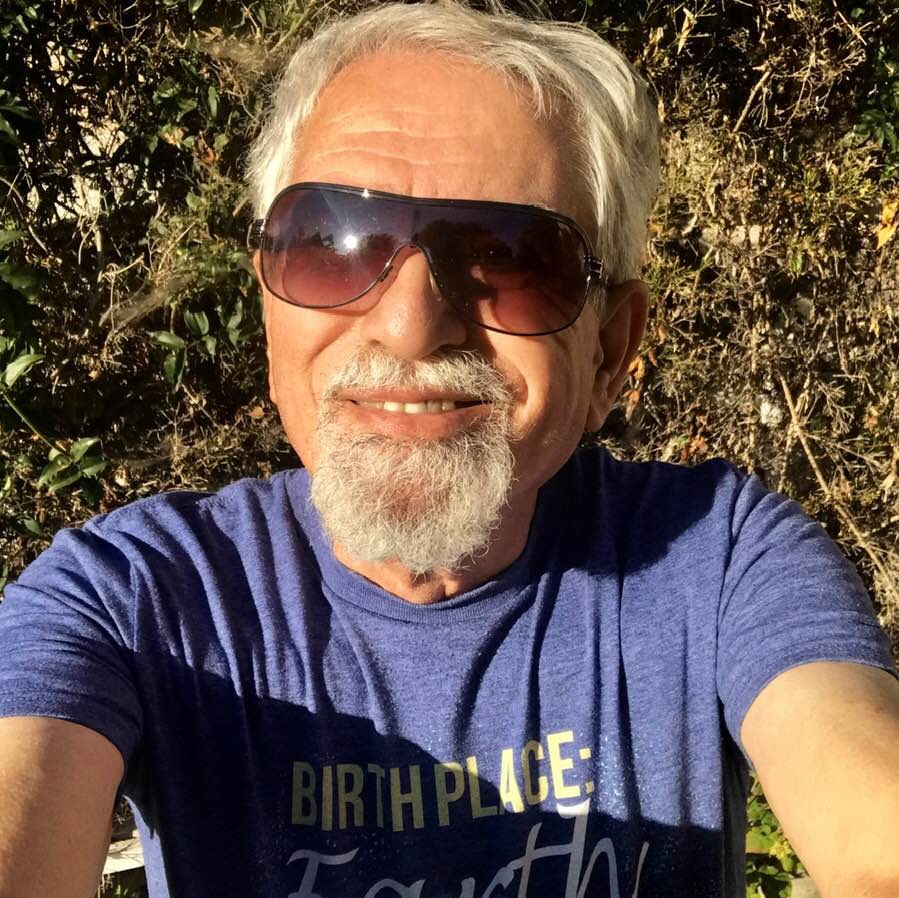 Selfie taken on Sunday 2019/09/29 en route to Goleta Lemon Festival