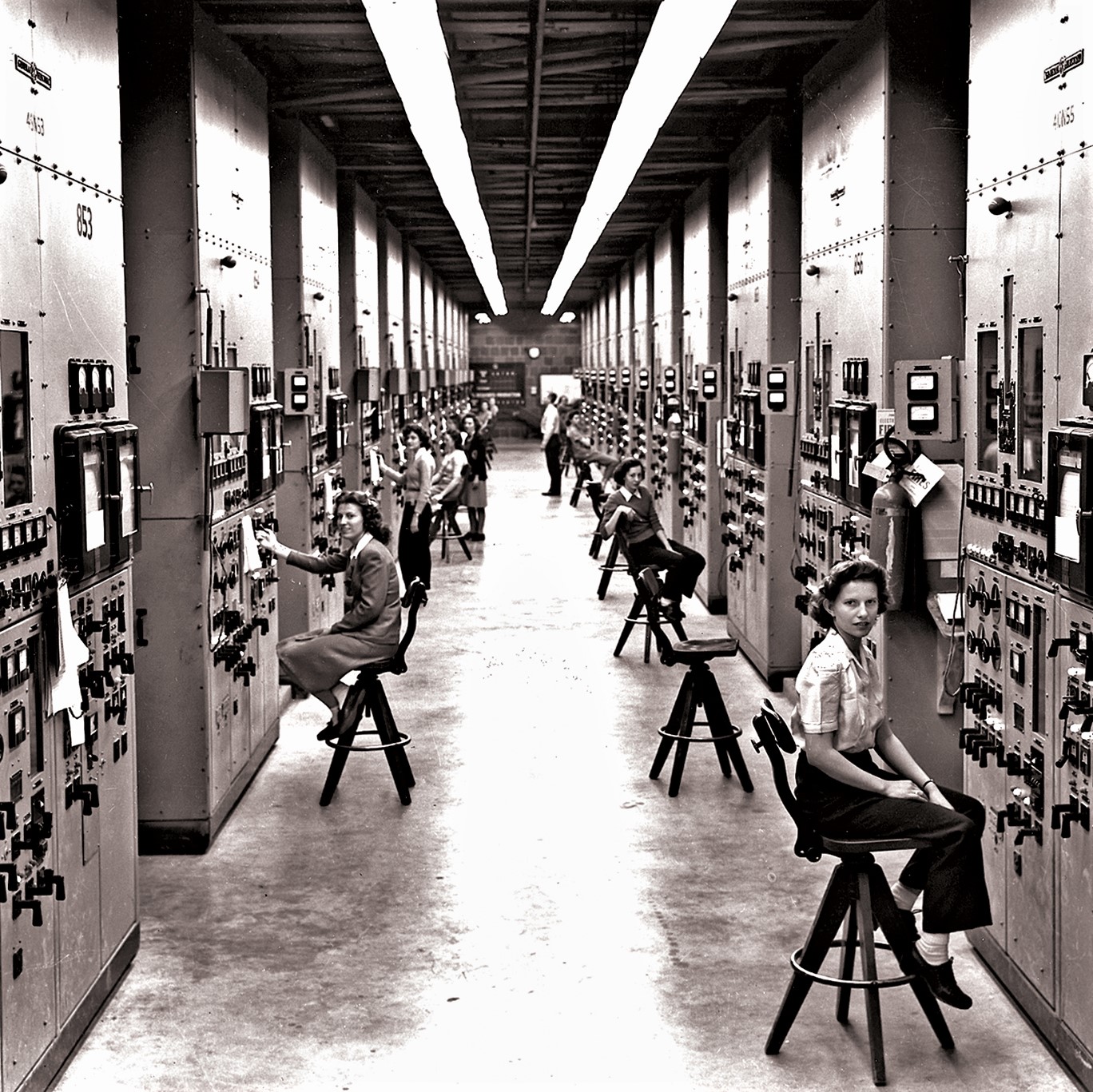 Calutron Girls: The women of the Manhattan Project, Oak Ridge, 1944