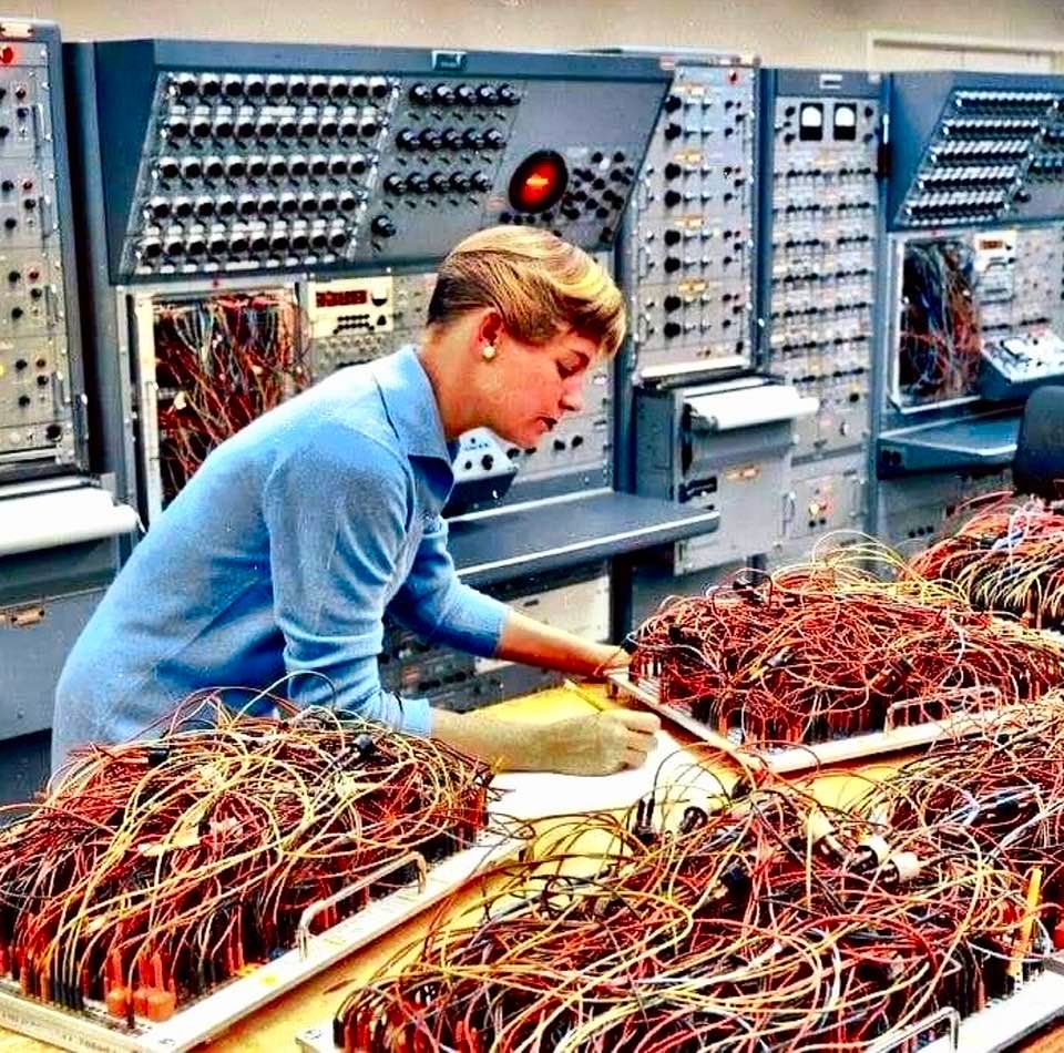 Throwback Thursday: Engineer Karen Leadlay worked on analog computers in the Space Division of General Dynamics (1964)