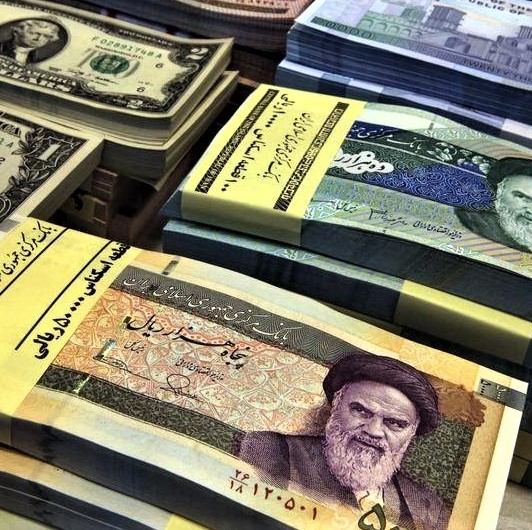 Long lines form at foreign exchange dealerships in Iran to buy US dollars at the all-time-high rate of 60,000 tomans