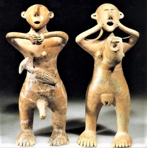 Six-fingered sculptures found in Marlik, near Roudbar, Guilan Province, northern Iran